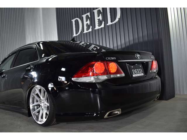2010 Toyota Crown Athlete – thumbnail 4