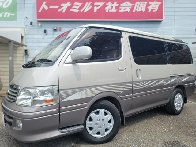 2001 Toyota Hiace