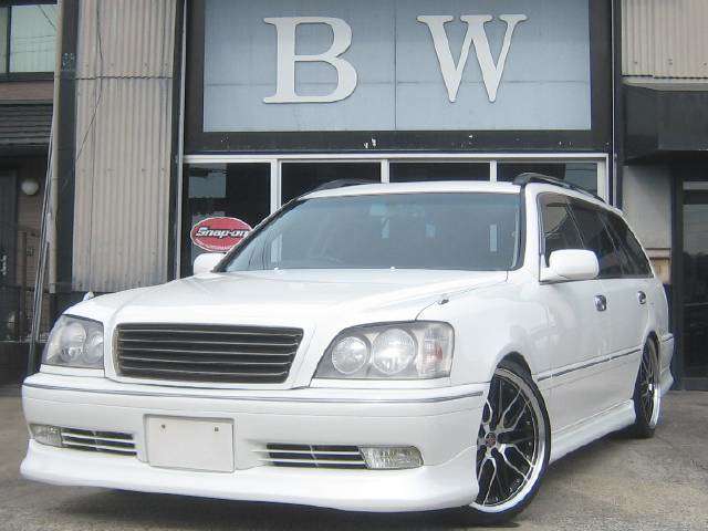 2004 Toyota Crown Estate – thumbnail 2