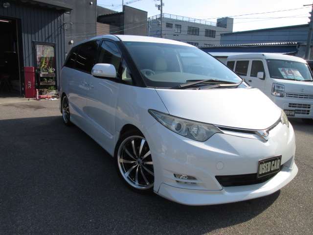 2008 Toyota Estima – thumbnail 2