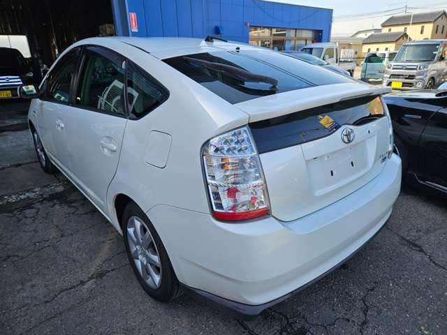 2007 Toyota Prius – thumbnail 4