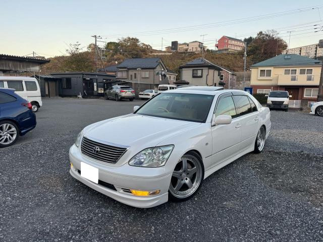 2004 Toyota Celsior – thumbnail 2