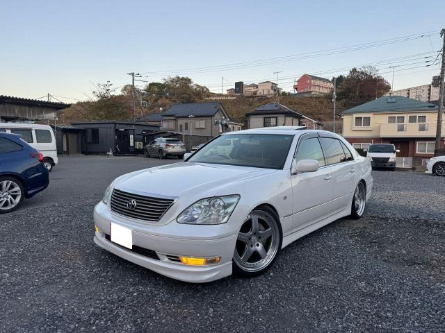2004 Toyota Celsior – thumbnail 3