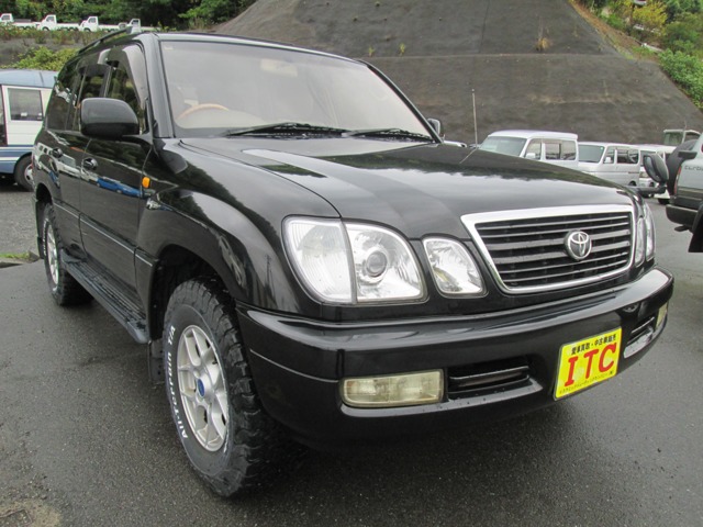 2000 Toyota Land Cruiser Cygnus