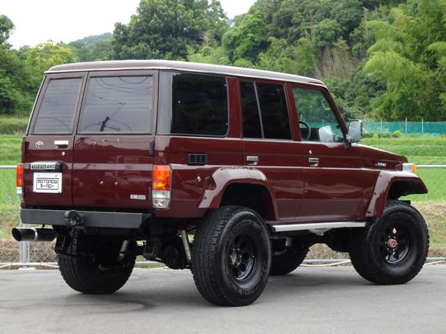 1993 Toyota Land Cruiser 70 – thumbnail 2