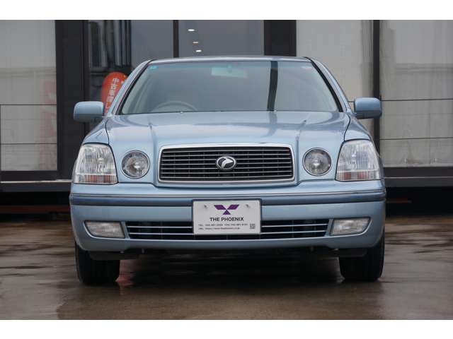 2001 Toyota Progres – thumbnail 2