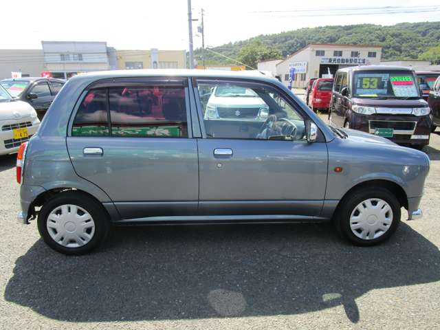 2003 Daihatsu Mira Gino – thumbnail 4