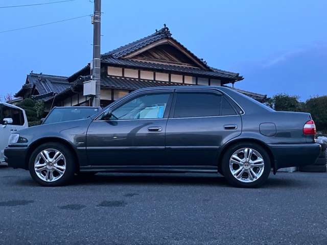 2000 Toyota Corolla – thumbnail 3