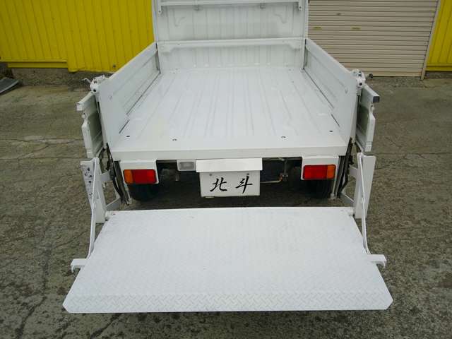 2003 Suzuki Carry – thumbnail 4