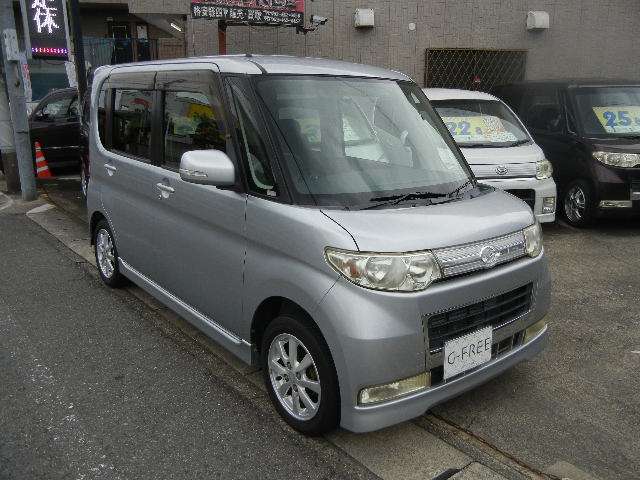 2008 Daihatsu Tanto – thumbnail 4