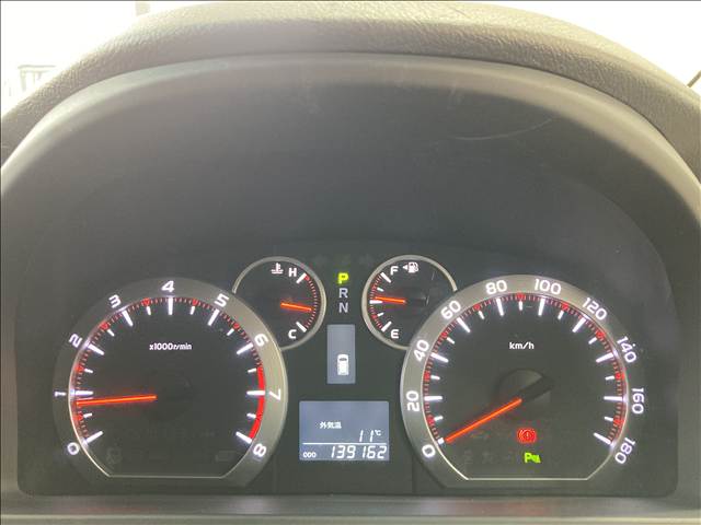 2009 Toyota Vellfire – thumbnail 4
