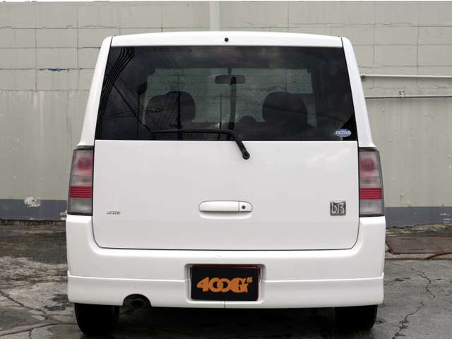 2003 Toyota bB – thumbnail 3