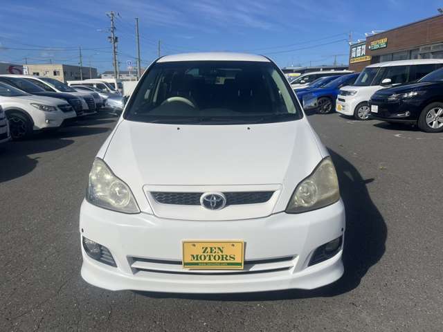 2007 Toyota Ipsum – thumbnail 2