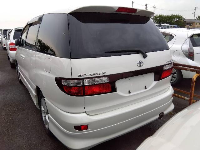 2001 Toyota Estima – thumbnail 2