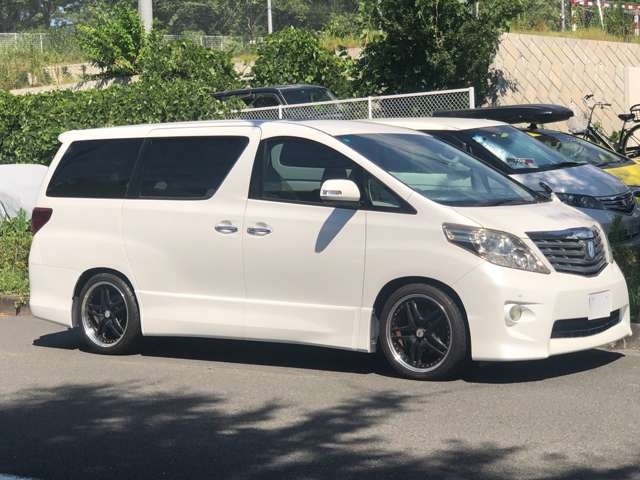 2009 Toyota Alphard