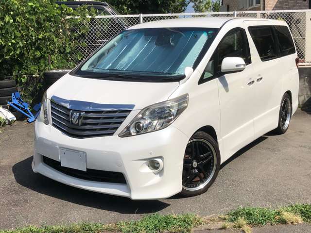 2009 Toyota Alphard – thumbnail 2