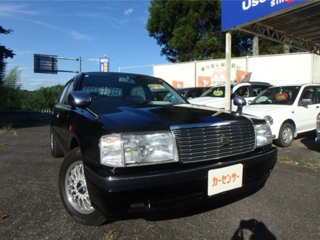 2001 Toyota Crown Sedan