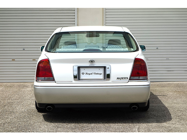 1999 Toyota Crown Majesta – thumbnail 2