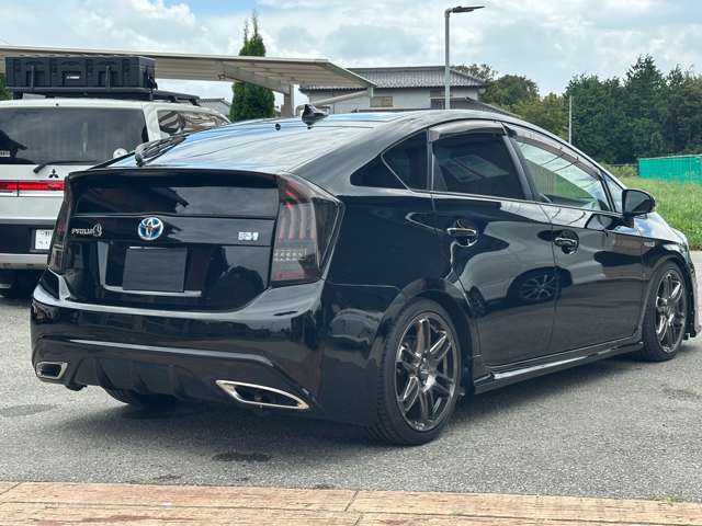 2009 Toyota Prius – thumbnail 2