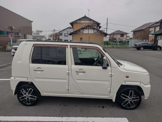 2002 Daihatsu Naked – thumbnail 3
