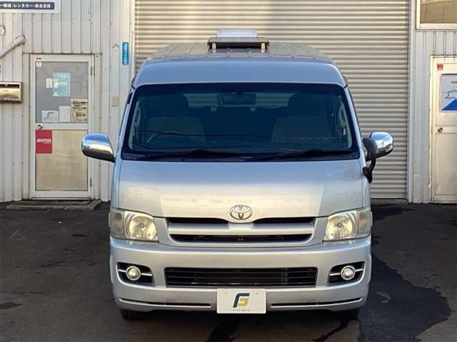 2007 Toyota Hiace