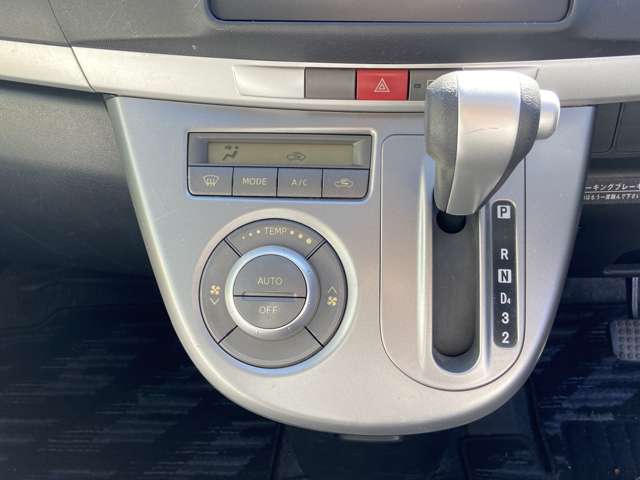 2008 Daihatsu Move – thumbnail 4