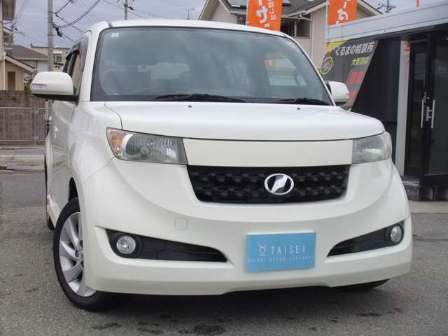 2009 Toyota bB – thumbnail 4
