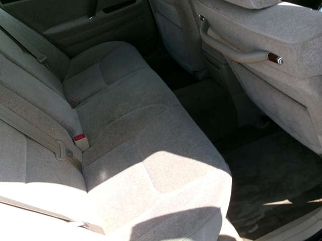 2000 Toyota Crown Royal – thumbnail 2