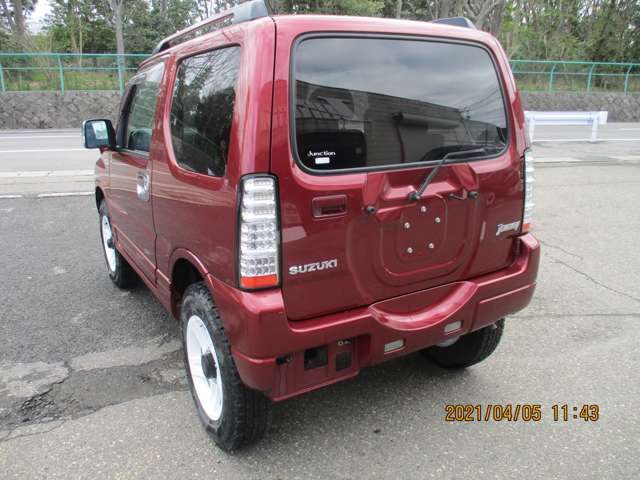2008 Suzuki Jimny – thumbnail 4