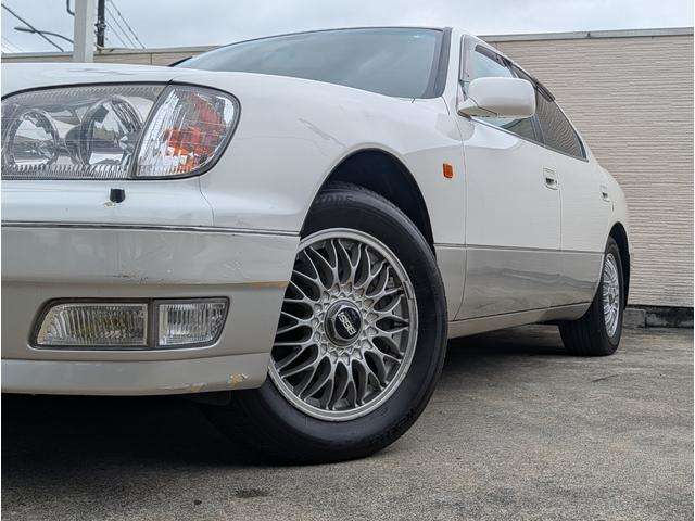 1999 Toyota Celsior – thumbnail 4