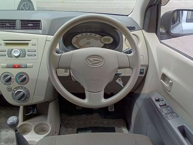 2008 Daihatsu Mira – thumbnail 2