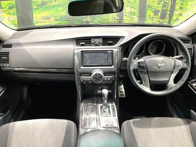 2010 Toyota Mark X – thumbnail 2