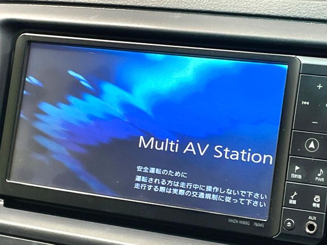 2010 Toyota Mark X – thumbnail 3