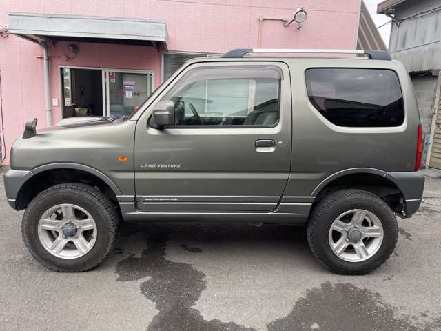 2008 Suzuki Jimny – thumbnail 3