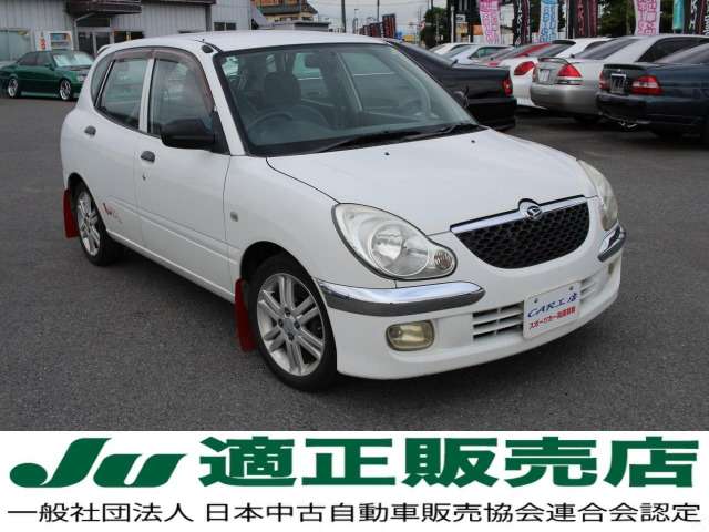 2003 Daihatsu Storia – thumbnail 2