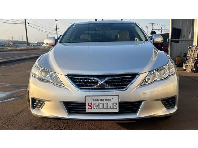 2010 Toyota Mark X – thumbnail 2