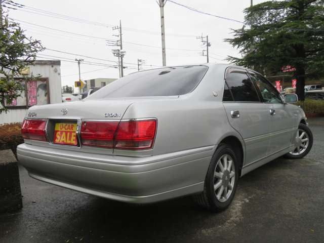 2003 Toyota Crown Royal – thumbnail 2