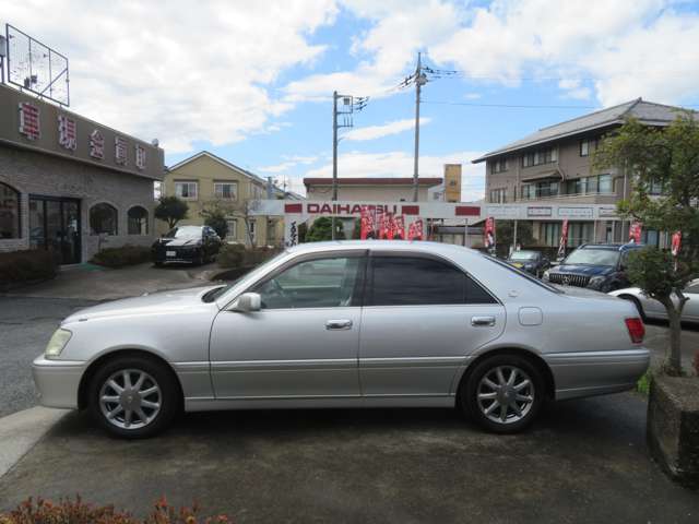 2003 Toyota Crown Royal – thumbnail 4