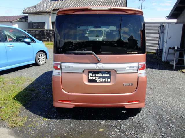 2008 Daihatsu Tanto – thumbnail 3
