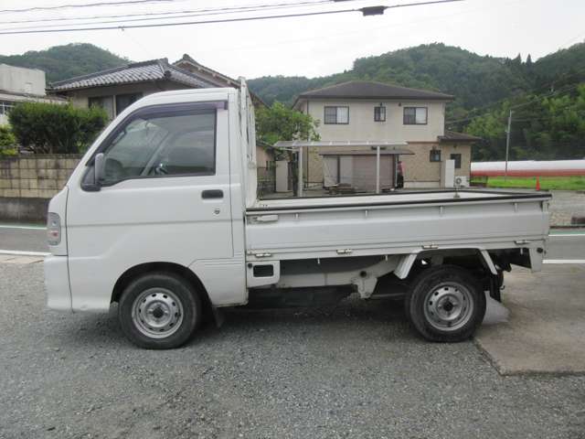 2004 Daihatsu Hijet Truck – thumbnail 2