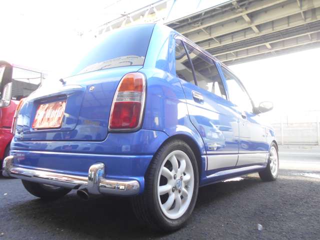 2004 Daihatsu Mira Gino – thumbnail 3