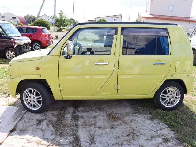 2001 Daihatsu Naked – thumbnail 4