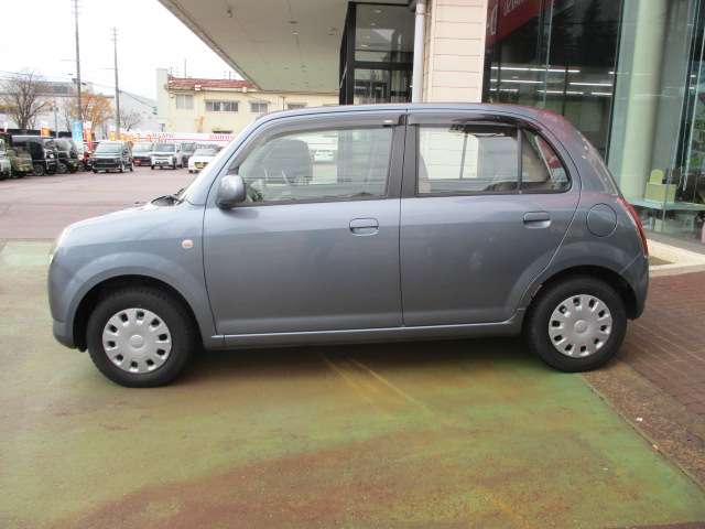 2005 Daihatsu Mira Gino – thumbnail 2