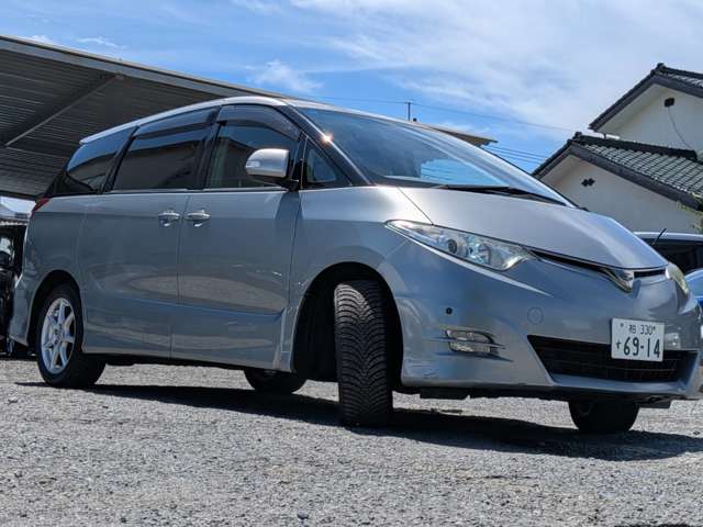 2008 Toyota Estima – thumbnail 2