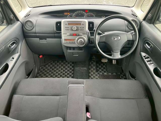 2008 Daihatsu Tanto – thumbnail 2