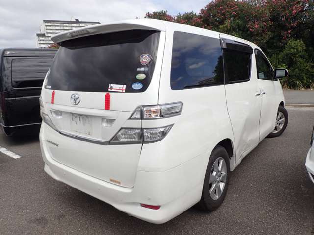 2009 Toyota Vellfire – thumbnail 4