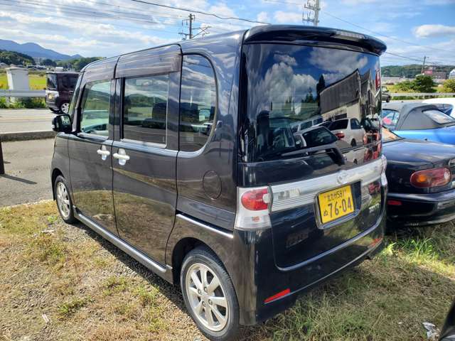 2008 Daihatsu Tanto – thumbnail 2