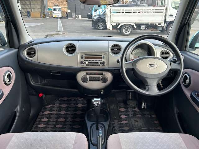 2004 Daihatsu Mira Gino – thumbnail 3