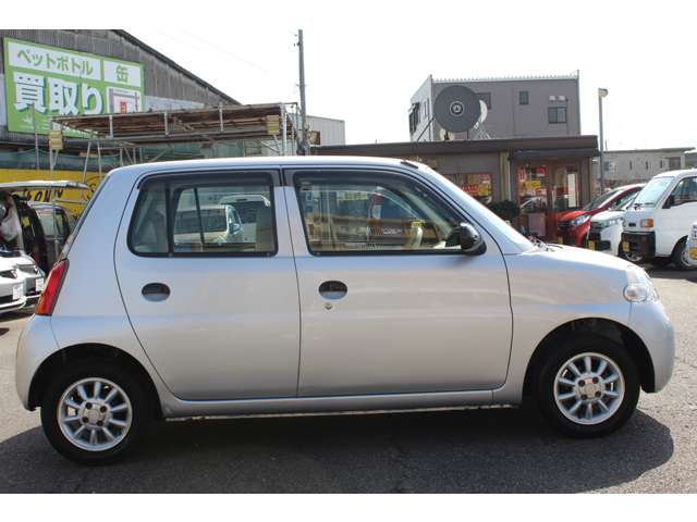 2007 Daihatsu Esse – thumbnail 4