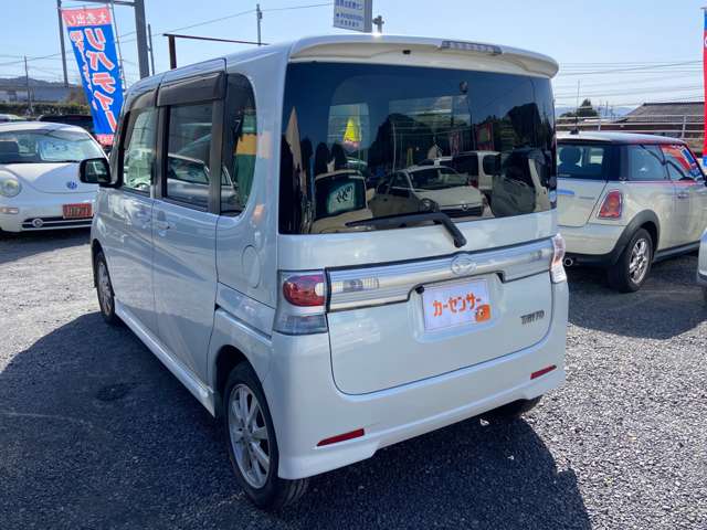 2008 Daihatsu Tanto – thumbnail 2